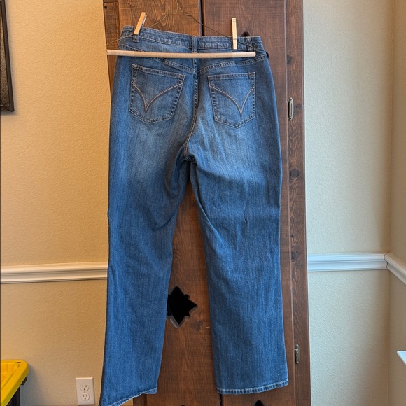 Lane Bryant Venezia Bootcut Jean Women's 14 Regular EUC - Picture 10 of 12